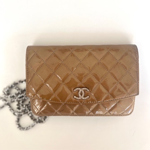 Chanel Rare WOC Patent Leather Crossbody Champagne - Picture 1 of 12